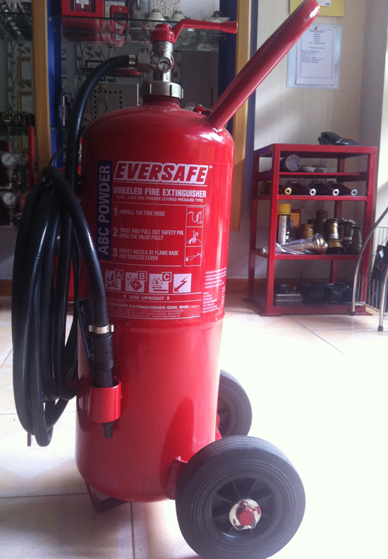 Xe đẩy chữa cháy bột ABC 25kg Eversafe